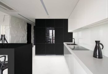 Solid matte black, white or grey Solid matte black, white or grey